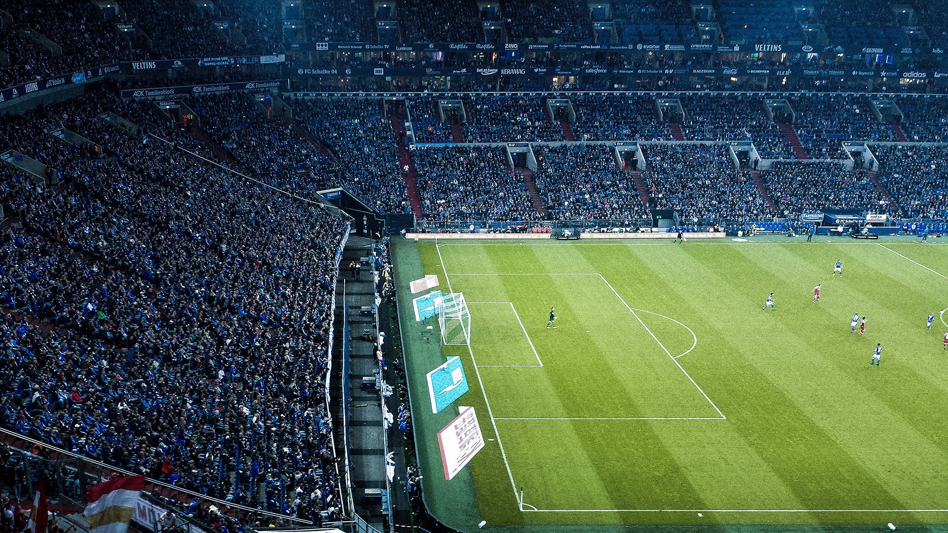 国足定位球战术成效显著,足球定位球技术